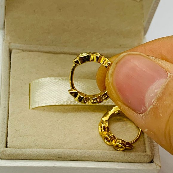 Pandora Marvel The Avengers Infinity Stones Hoop Earrings Gold - Picture 4 of 12